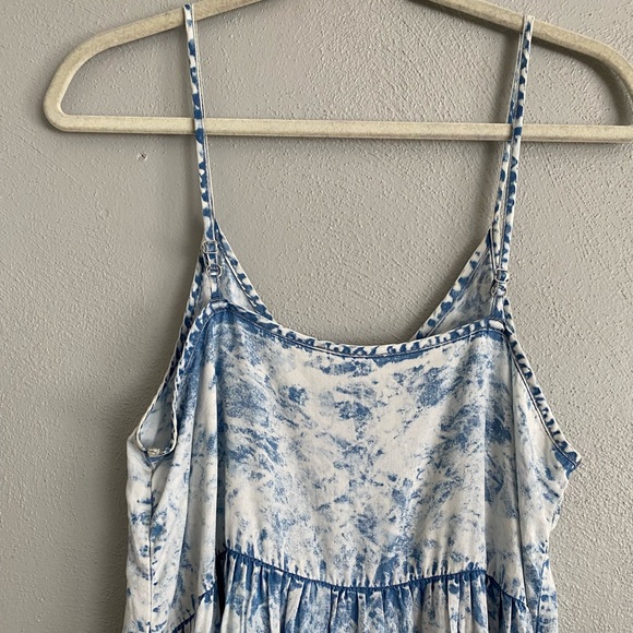 Thread & Supply Dress Size Small Blue Tie Dye Denim Lightweight Sleeveless Tank - Picture 7 of 9